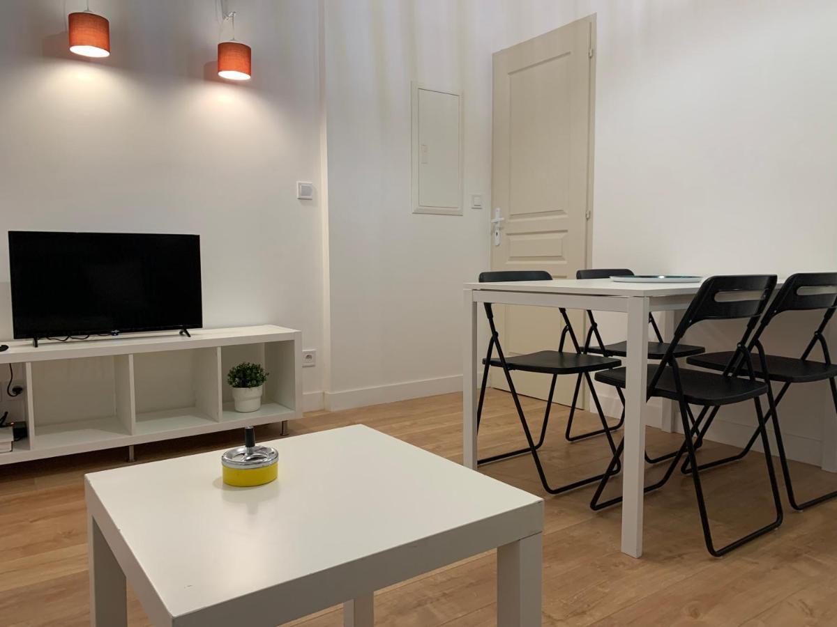 A 2 Pas Du Vieux Port Charmant T2 Appartement Marseilles Buitenkant foto